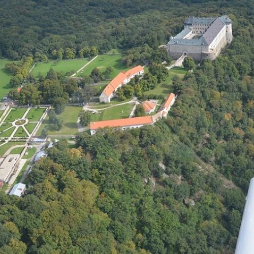 Hrad Červený Kameň