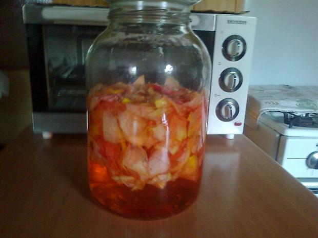 Vyskúšam aj sirup z ružových lupienkov, A všeličo ostatné Vyskúšam aj sirup z ružových lupienkov, A všeličo ostatné, sulikovamaria, 1