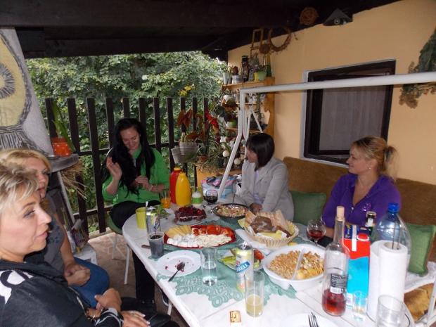aj horniačky, Okrasné záhradky, Dominika 123, 1