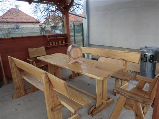 záhradné sedenie, Náš dvor, teniluja, 1