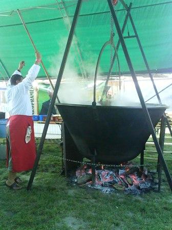 Bolisme na gastrofeste, Okrasné záhradky, tunde, 1
