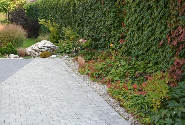 pohľad spoza brány, Okrasné záhradky pohľad spoza brány, Okrasné záhradky, , 1